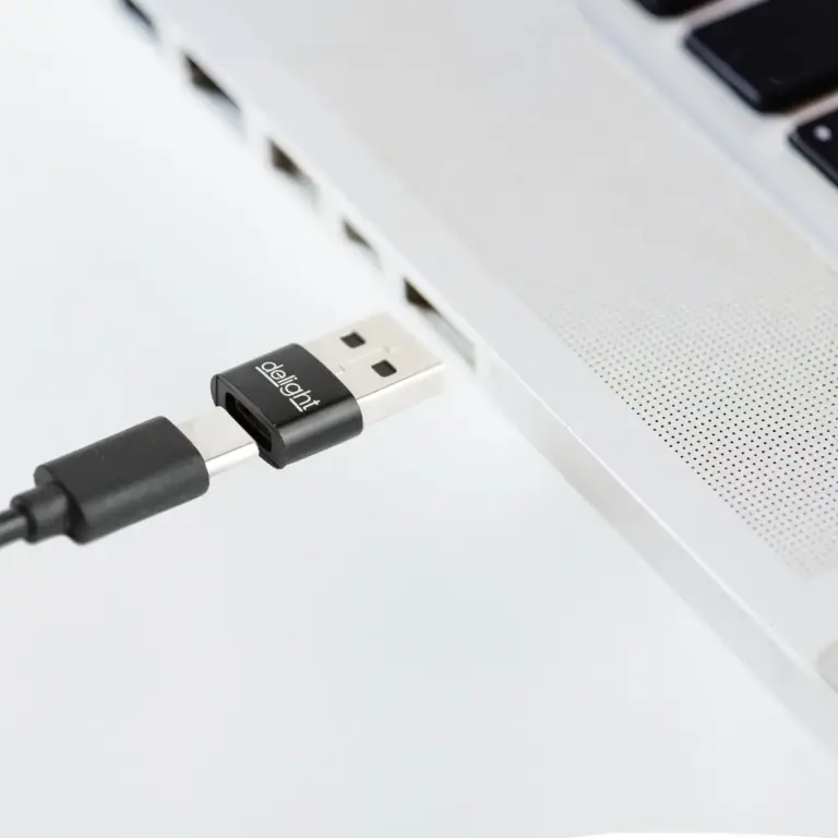 USB-C na USB-A adapter 2,4 A / 5 V